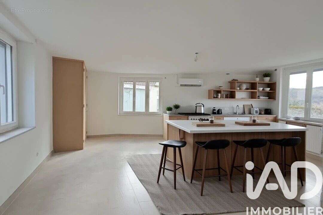 Photo 2 - Maison à SAINT-CLAIR-DU-RHONE