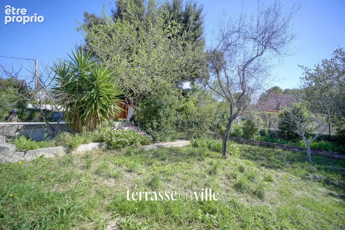 Ceyreste - rez-de-jardin - t3 - 76 m2 - jardin 540 m2 - vue degagee sur le vallon - 399 000 € - photo 17