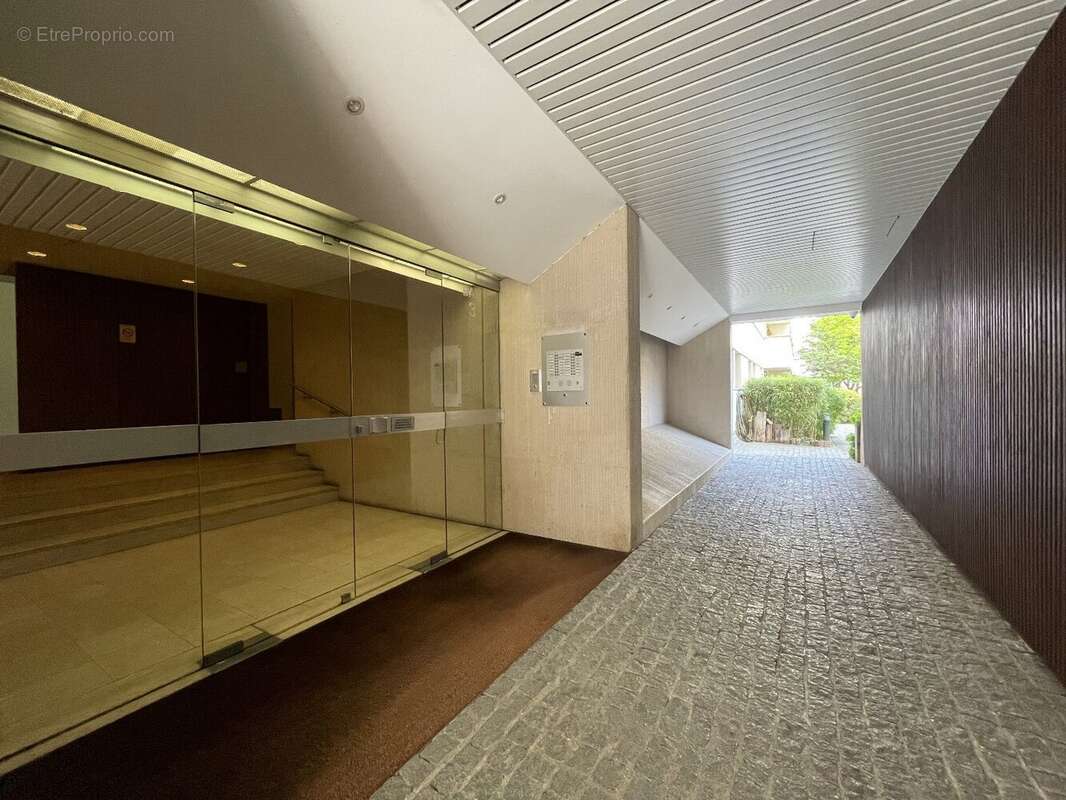 Appartement à PARIS-7E