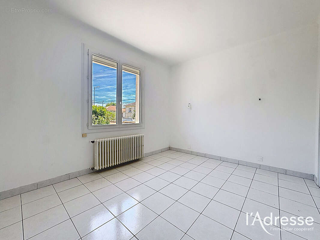 Exclusivité l'Adresse - Portet sut Garonne (Village) - Maison de 101m² avec sous-sol complet sur un terrain de 525m² - photo 9