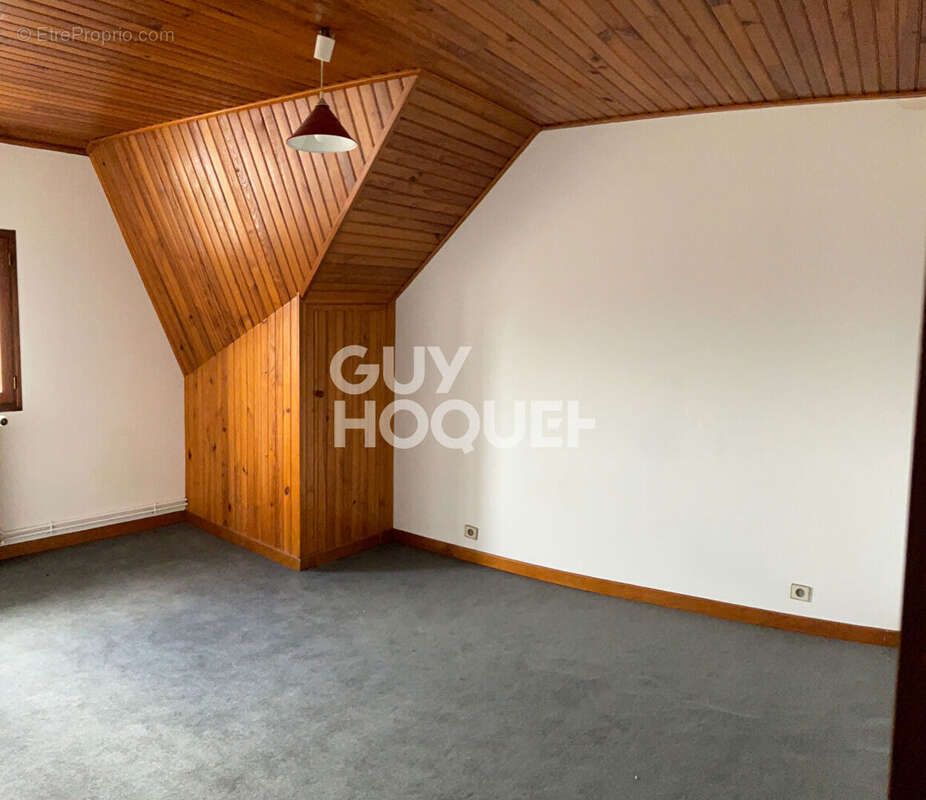 Maison à LE BLANC-MESNIL