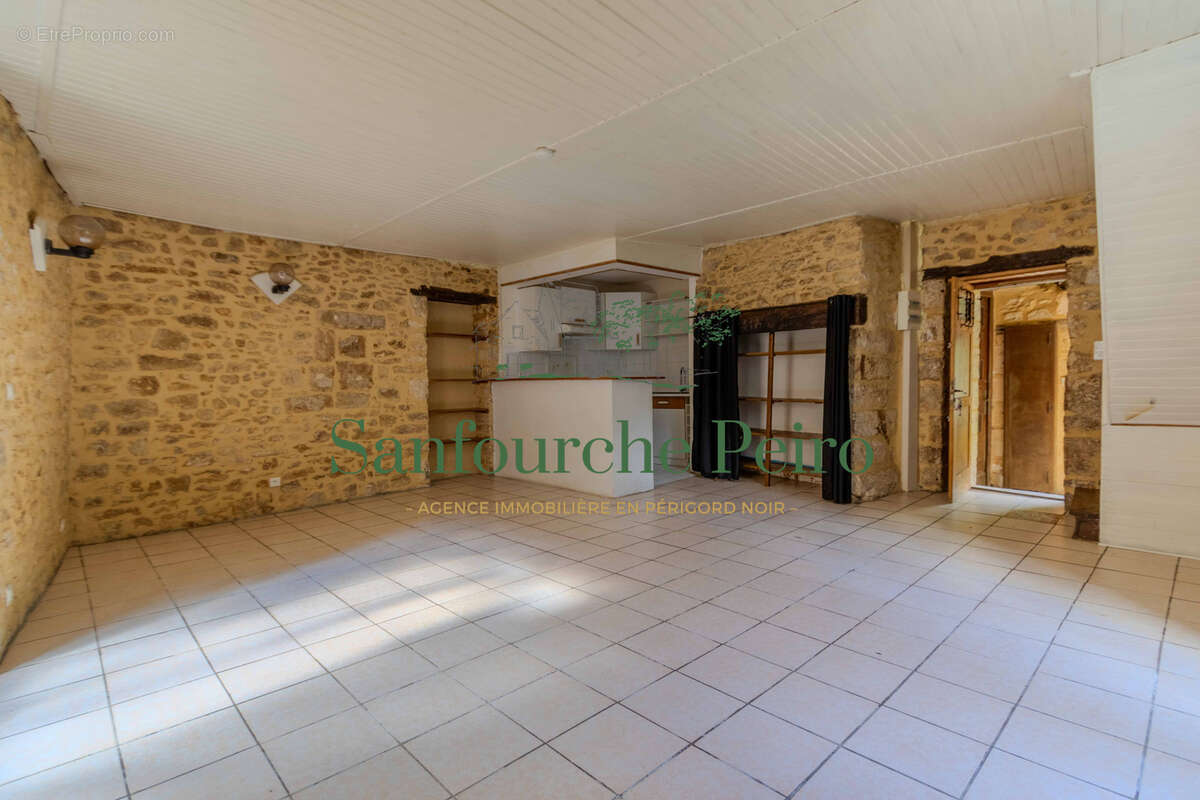 Appartement à SARLAT-LA-CANEDA