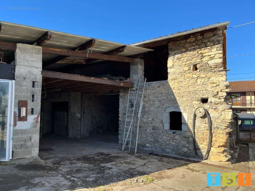 Maison de campagne a renover - photo 12