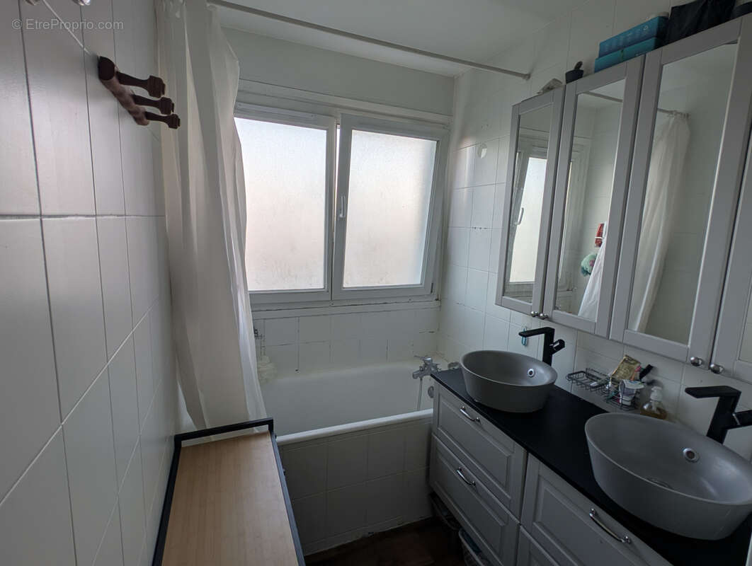 Appartement à VILLENEUVE-LE-ROI