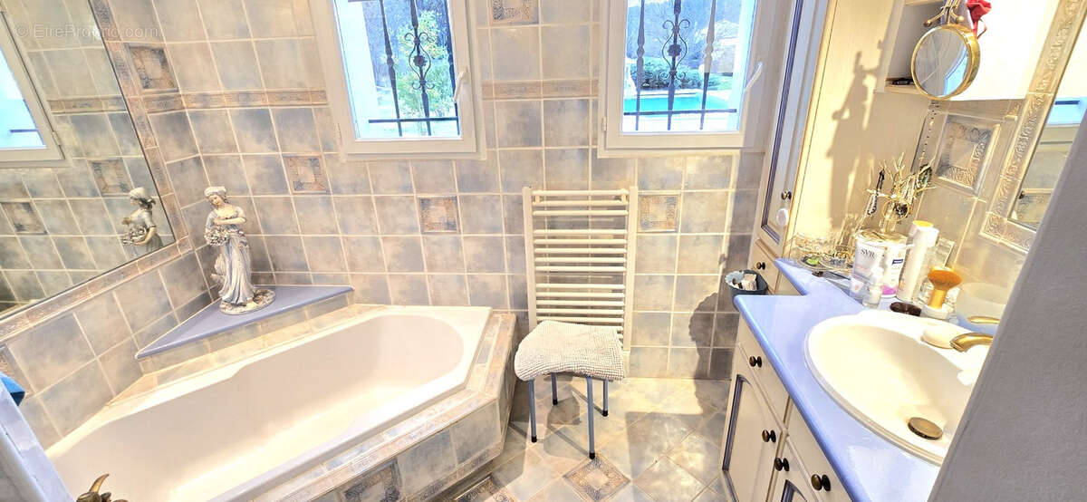 Maison à DRAGUIGNAN