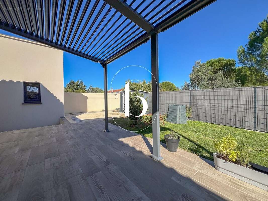 Maison à SAINT-PAULET-DE-CAISSON