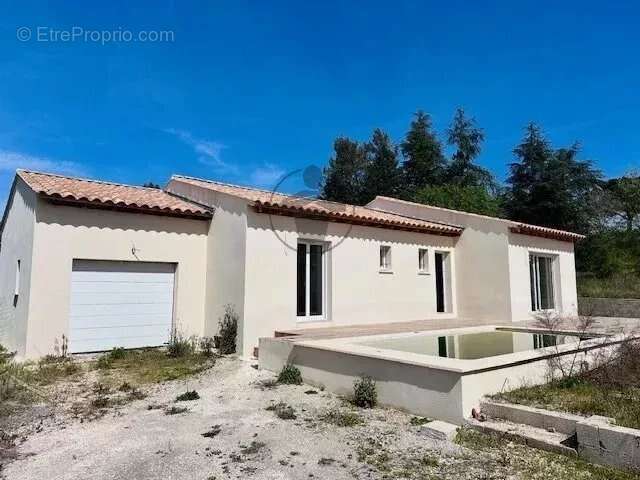 Maison à SAINT-BAUZILLE-DE-PUTOIS