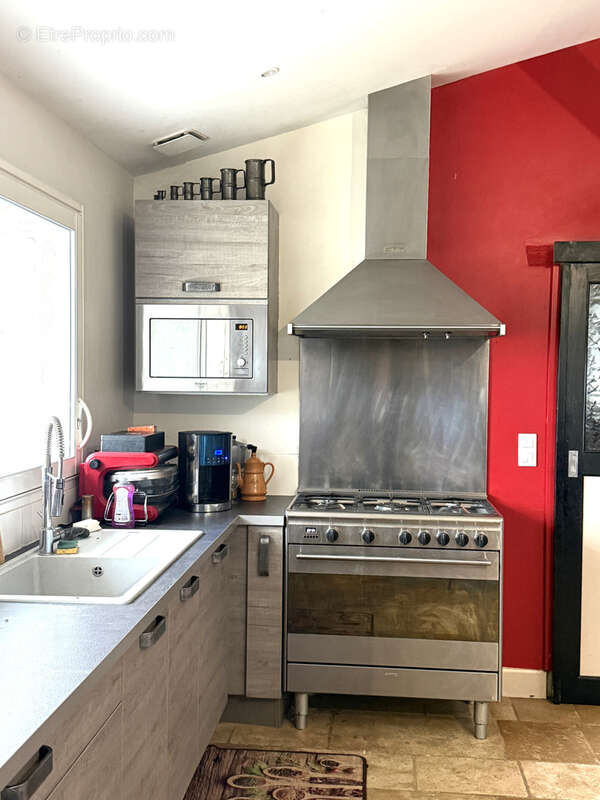 Maison à SAINT-MAURICE-LA-CLOUERE