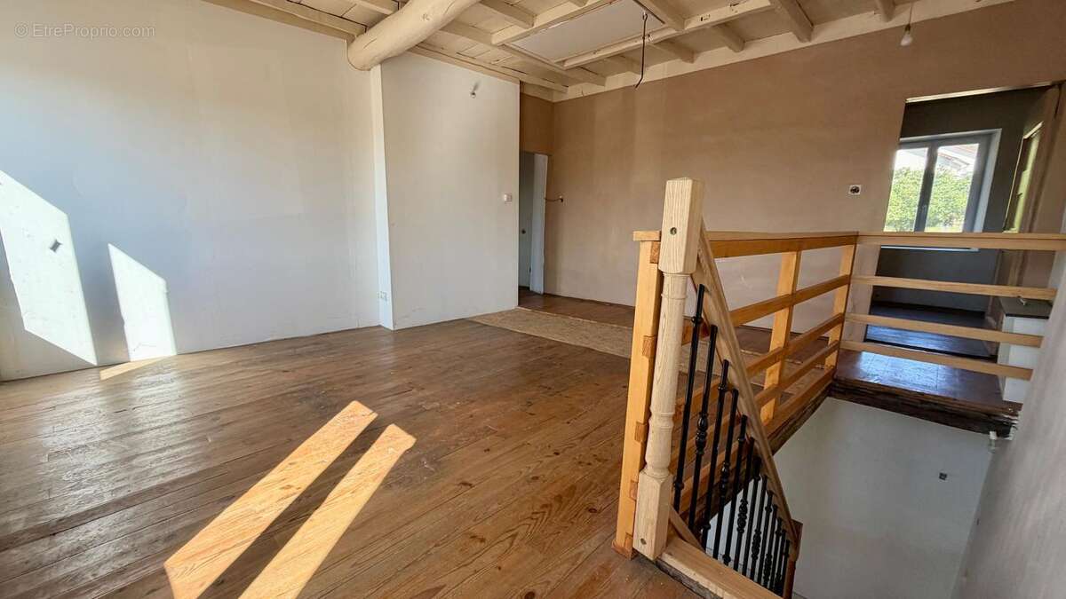 Maison À Vendre - Montferrat 116 m2 - 3 chambres et jardin - photo 8