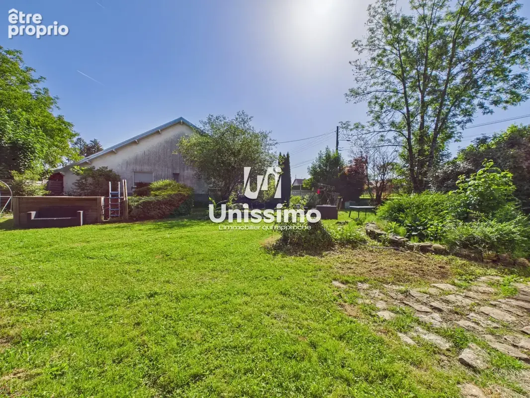 Maison 7 pièces 155 m² à vendre à L'isle-Sur-Le-Doubs (25250) - photo 3