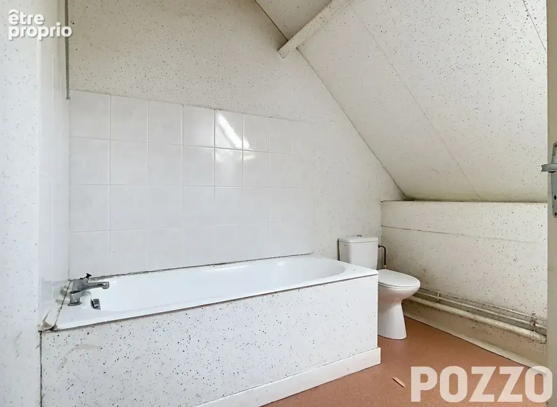 A Vendre - Val Couesnon - Immeuble 6 pièce(s) 126 m² - photo 11