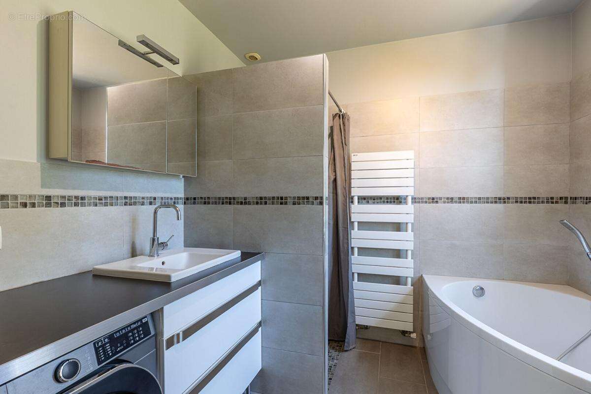 A VENDRE Maison 5 P 140 m2 3 chambres a Canals - 82170 - photo 12