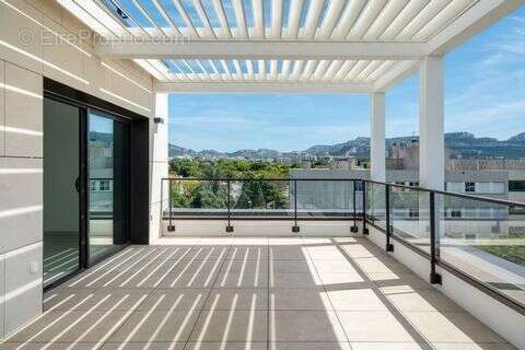 Appartement à MARSEILLE