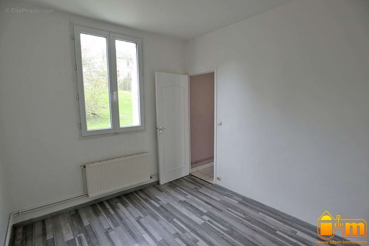 Maison 75 m² à Mereville  - photo 7
