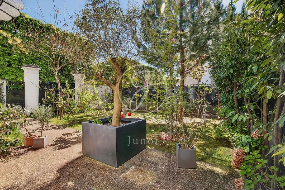 Maison à SAINT-CLOUD