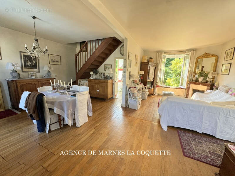 Maison à VAUCRESSON