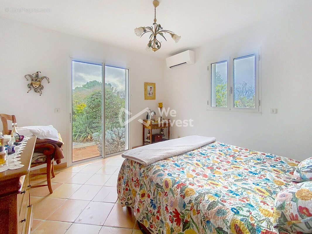 Maison à SAINT-JEAN-DE-VEDAS