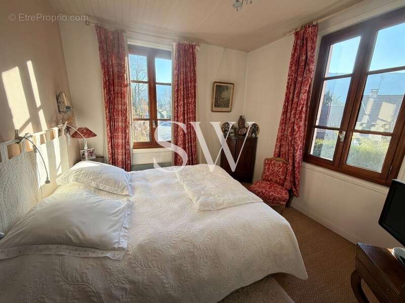 Maison à SAINT-JORIOZ