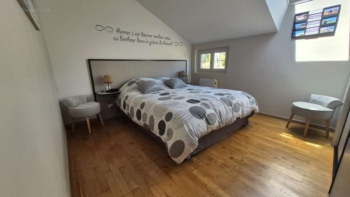 Le cachet de l'ancien à 6 minutes de La Suze-sur-Sarthe - photo 5