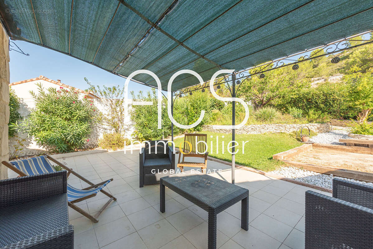 Maison à ENSUES-LA-REDONNE