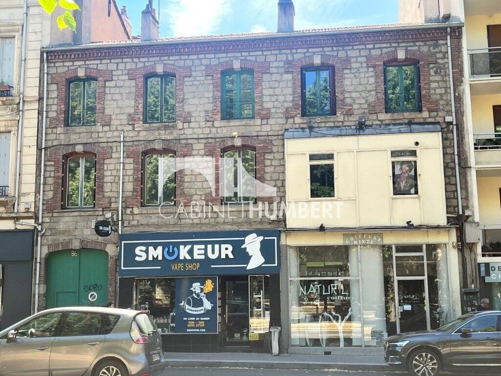 Appartement à SAINT-ETIENNE
