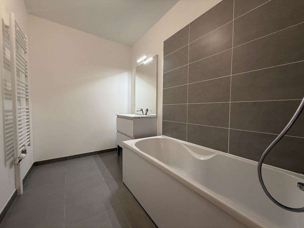 Appartement à BOISSY-SAINT-LEGER