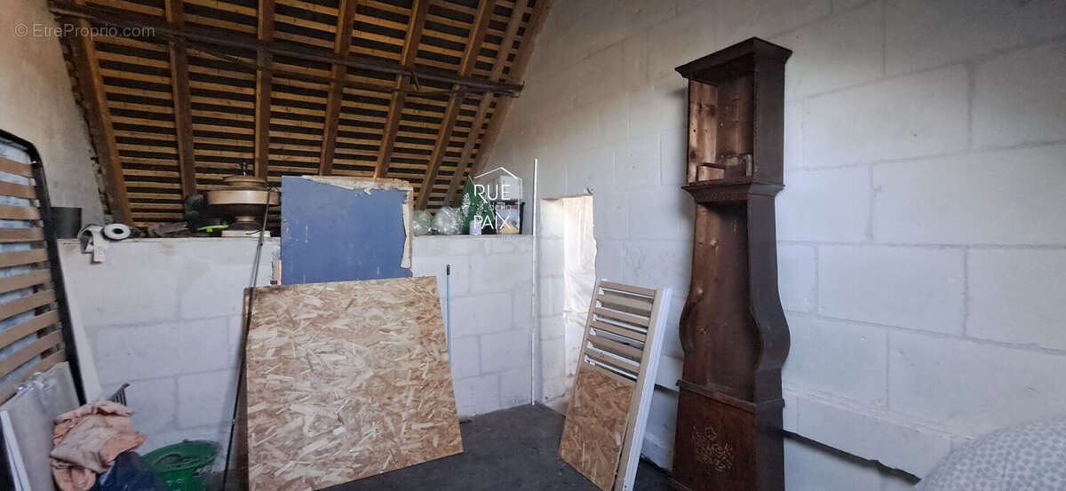 Maison - Saint Genest D'Ambiere 125.46 m2 - photo 12