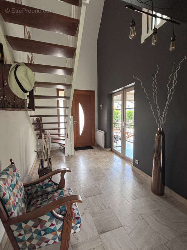 Maison d'architecte de 141m2 proche Centre-ville - photo 2