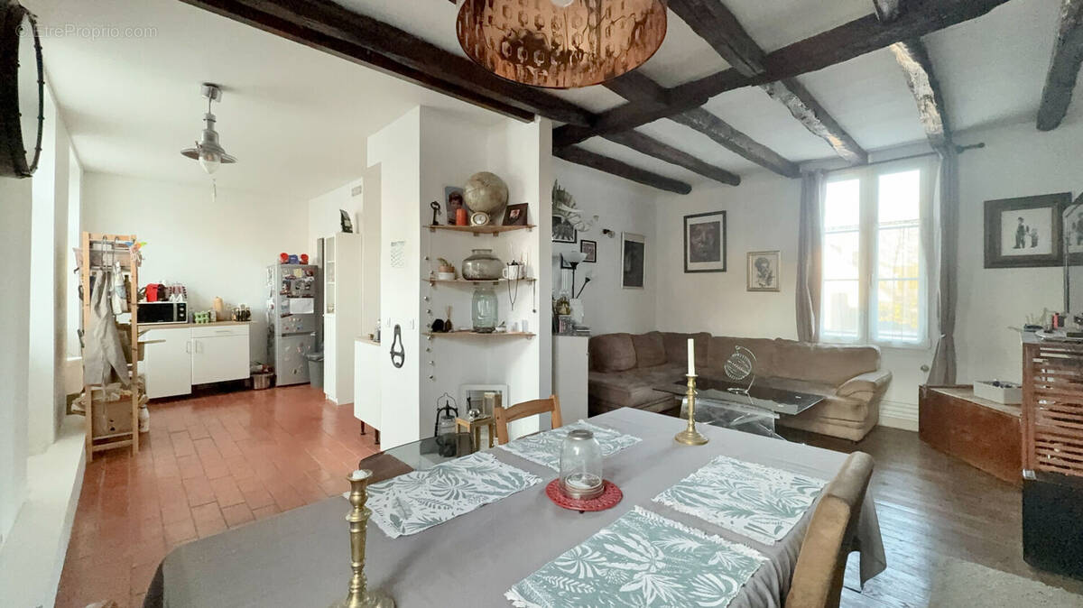 Appartement à CORBEIL-ESSONNES
