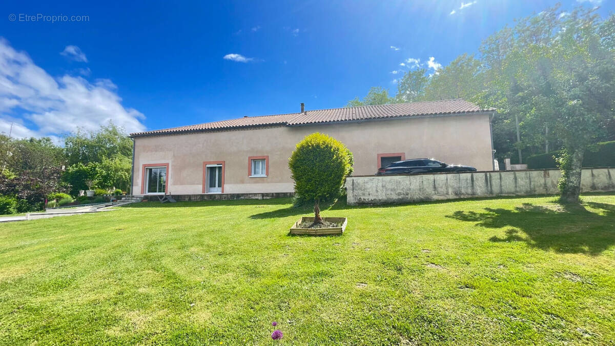 Maison à MOISSAC