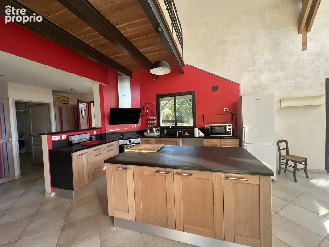 Maison contemporaine avec piscine chauffée et 1,5 hectare de terrain à Autoire - photo 8