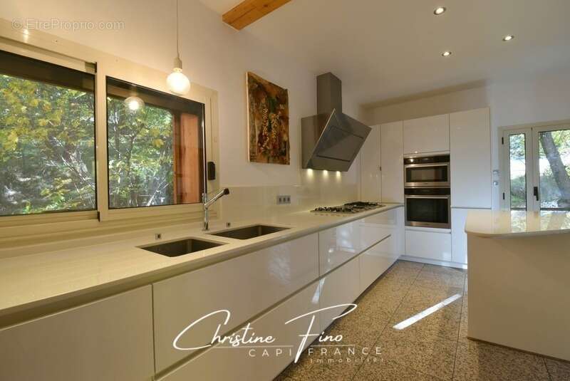 Maison à LA SALLE-LES-ALPES