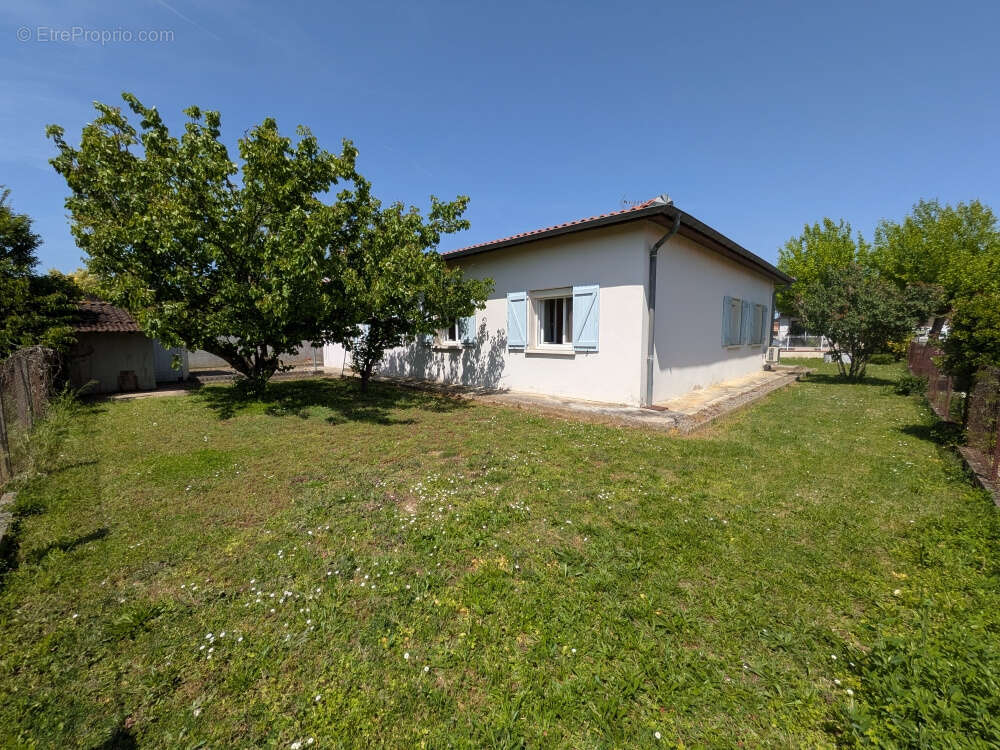 Maison à FROUZINS