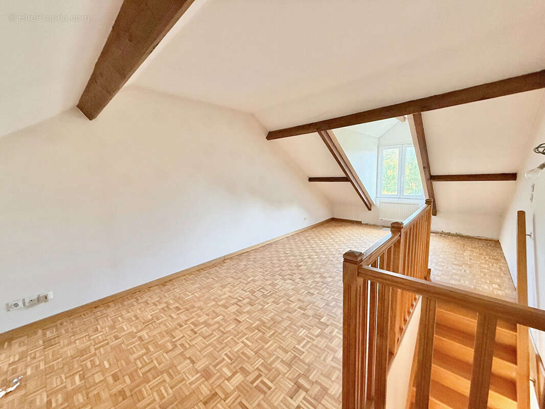 Maison à ORGERUS