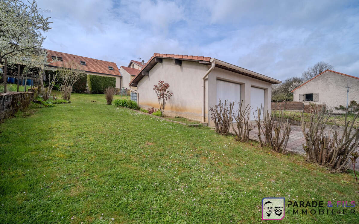 Maison à BELLEVILLE