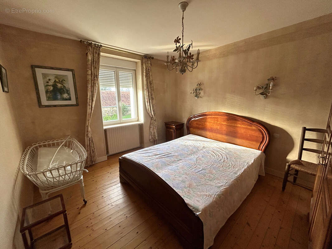 Maison à MESPAUL