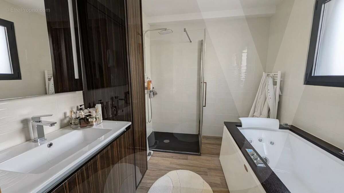 Carquefou – Maison 2014 de 130 m² avec suite parentale - photo 8