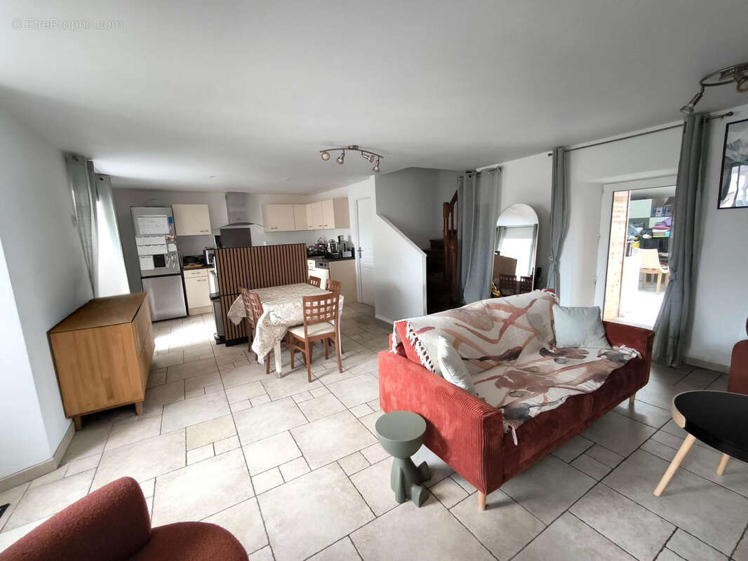 Maison à DOL-DE-BRETAGNE