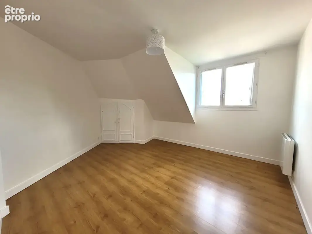 3 pièces à Limay Centre ville, 2 chambres avec parking en s/sol et cave - photo 5