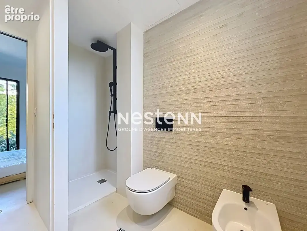 Golfe-Juan - 2P - 40m² - Rez-de-Jardin 96m² - Vue mer - Garage - Sud - photo 8