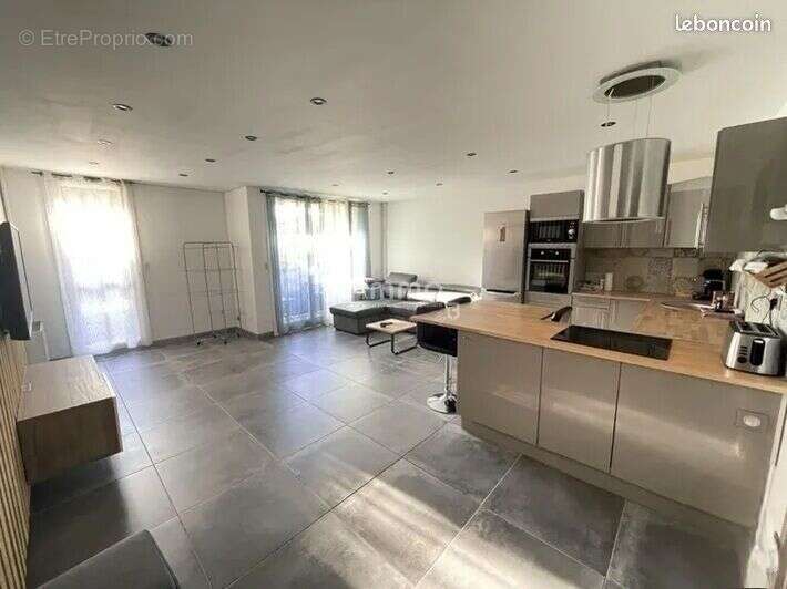 Appartement à AUBAGNE