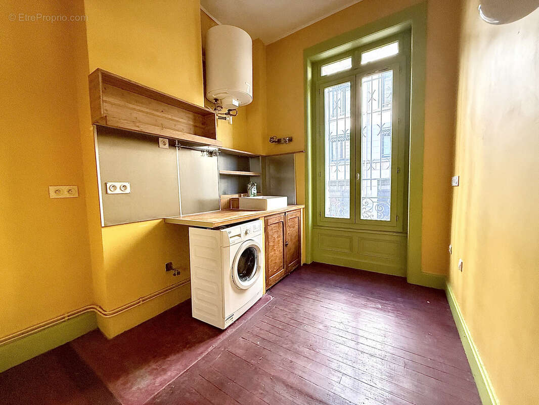 Appartement à SAINT-ETIENNE