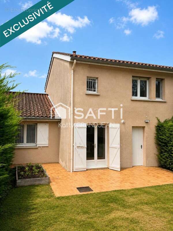 Maison 86 m² à Peronnas  - photo 2