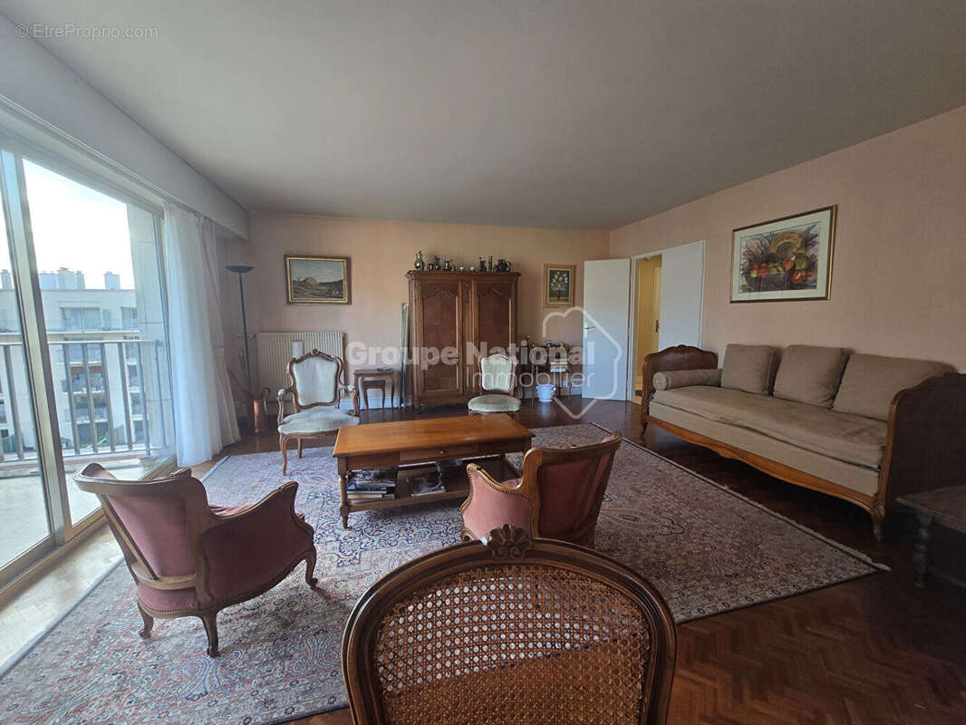 Appartement à VERSAILLES