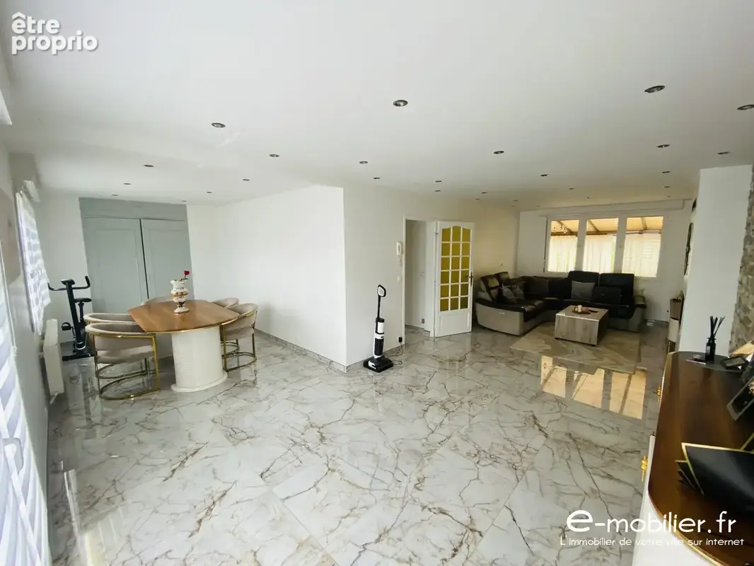 Maison 4 pièces 130 m² à vendre à Amiens (80000) - photo 4