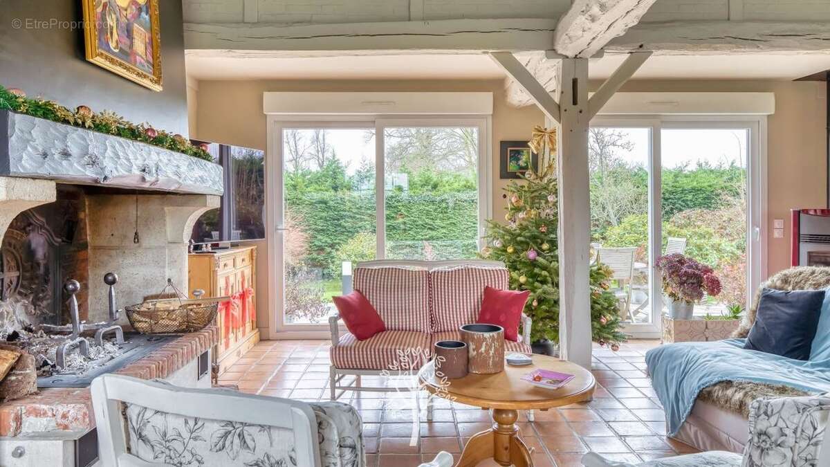 Maison à SAUQUEVILLE