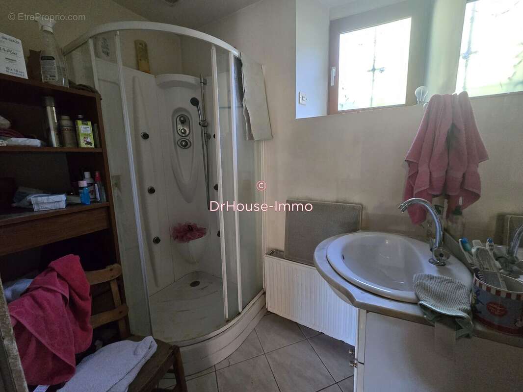 Maison à FONTAINE-LE-COMTE