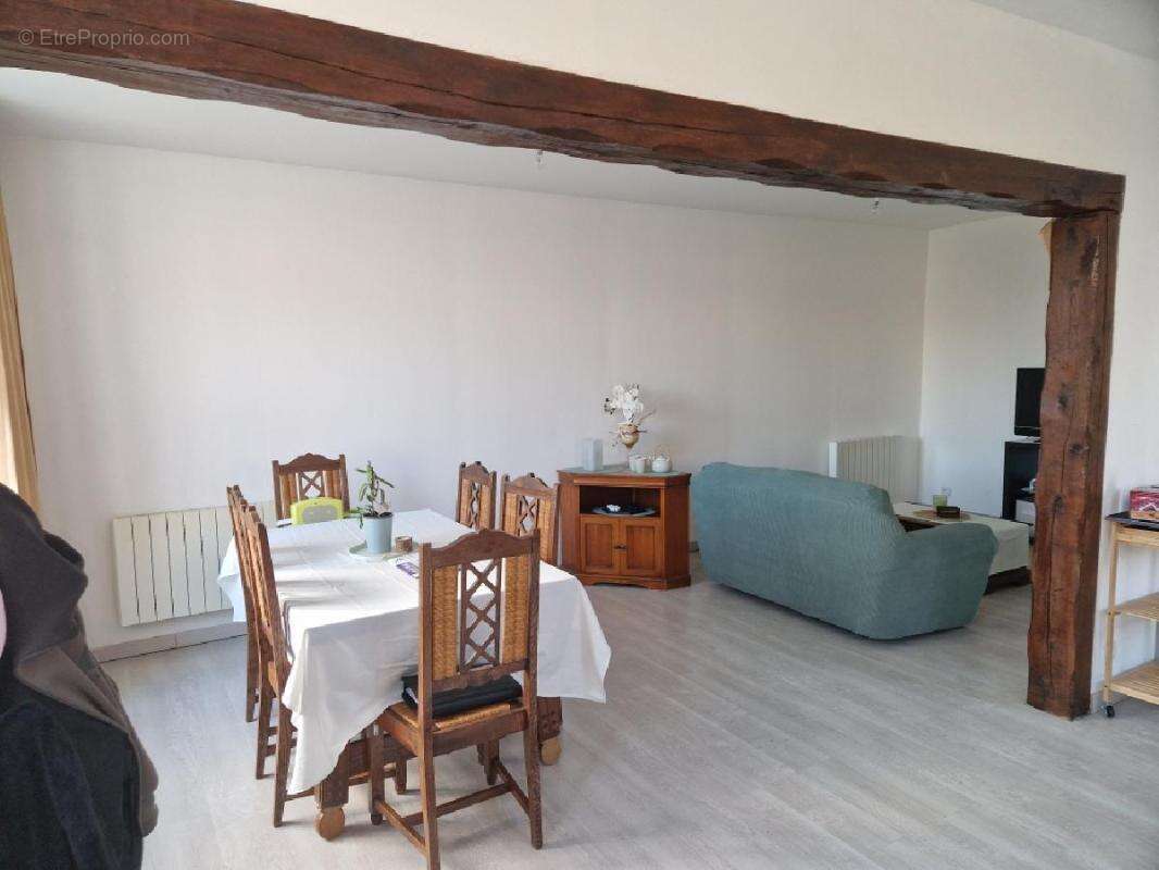 Maison à LA LOUPE