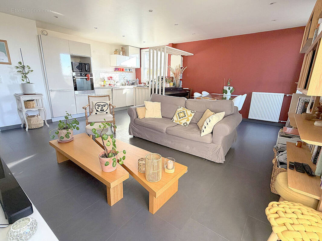 Appartement à MONTIGNY-LE-BRETONNEUX