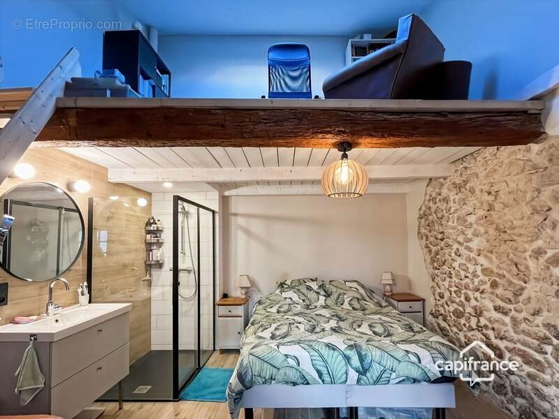 Maison à BAGNOLS-EN-FORET